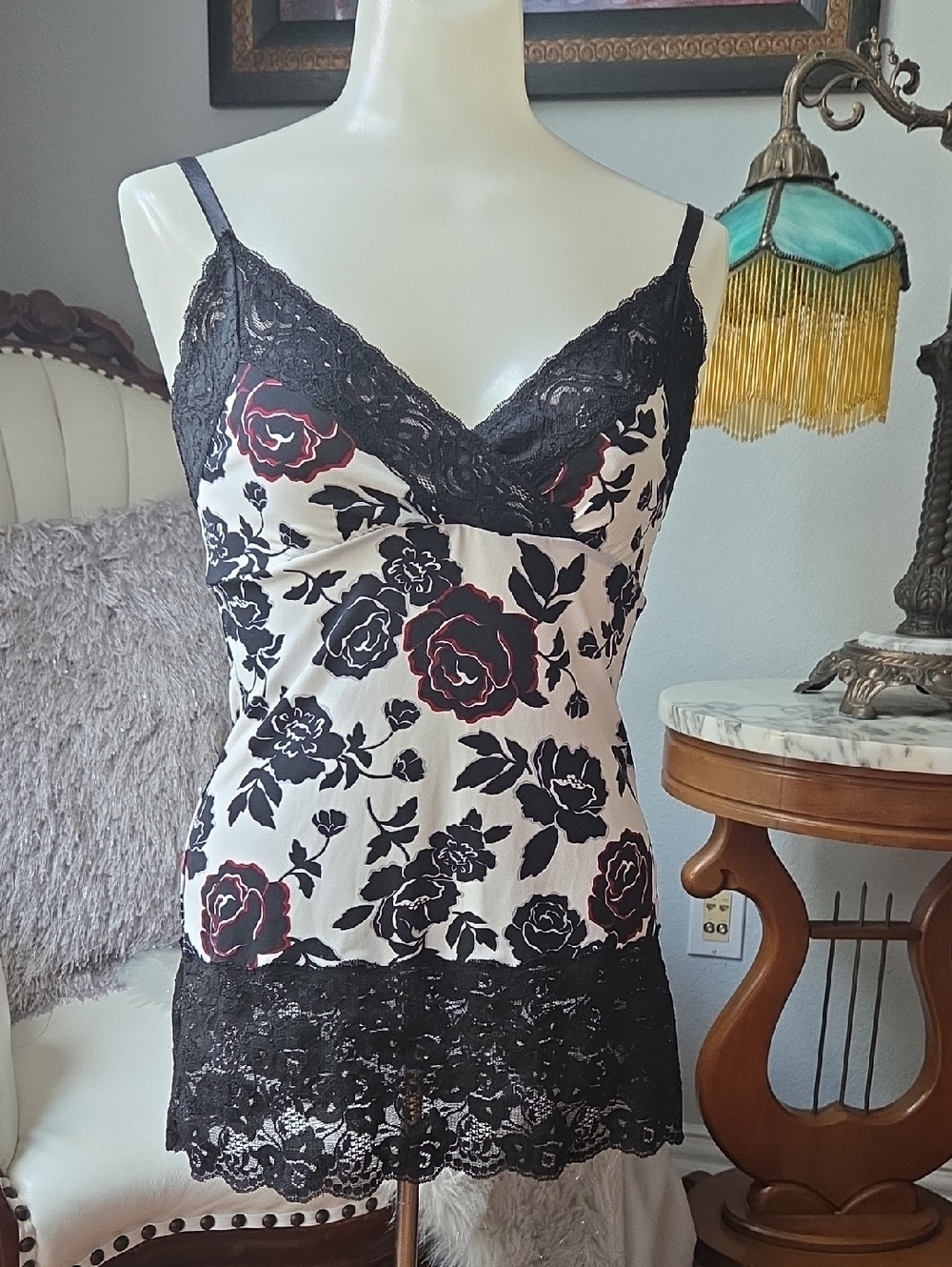 White House Black Market Black and Ivory/ White Floral Lace Cami